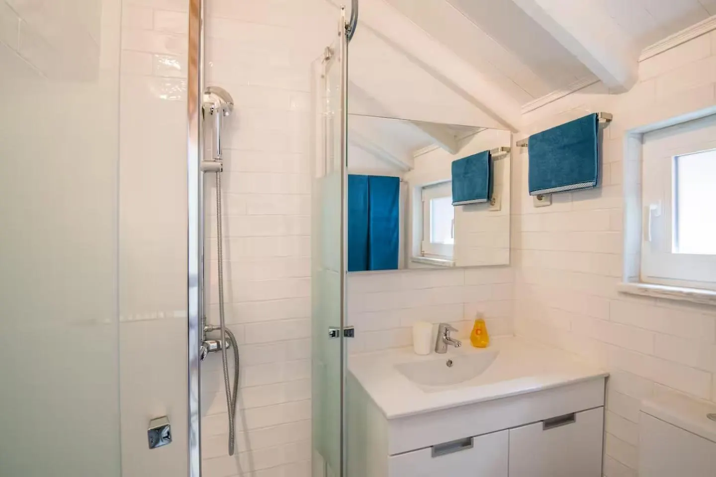 Studio Ensoleille Avec Terrasse Proche D'Amoreiras Lisbon